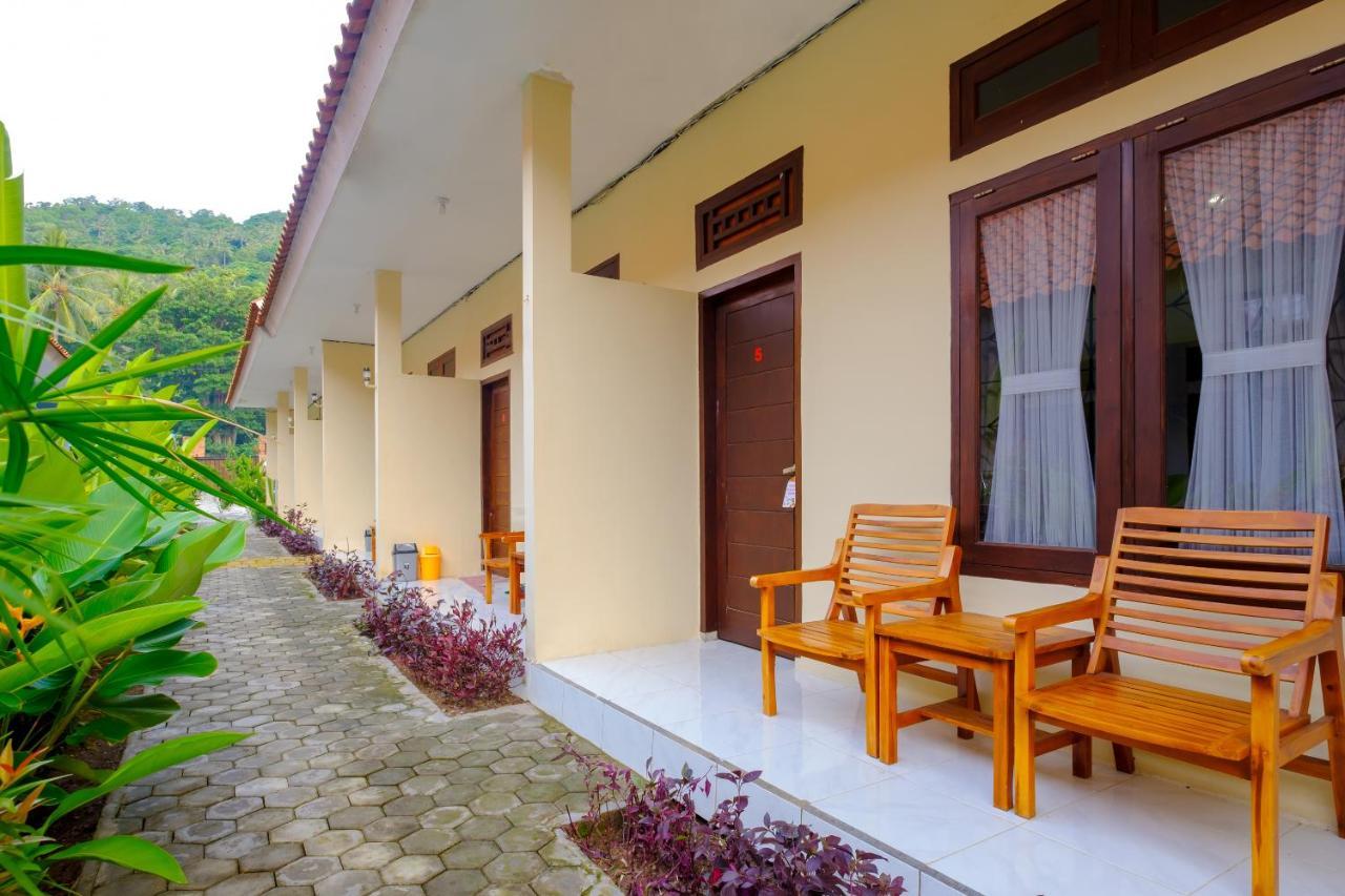 Oyo 2864 Mangsit Garden Homestay Ngoại thất bức ảnh