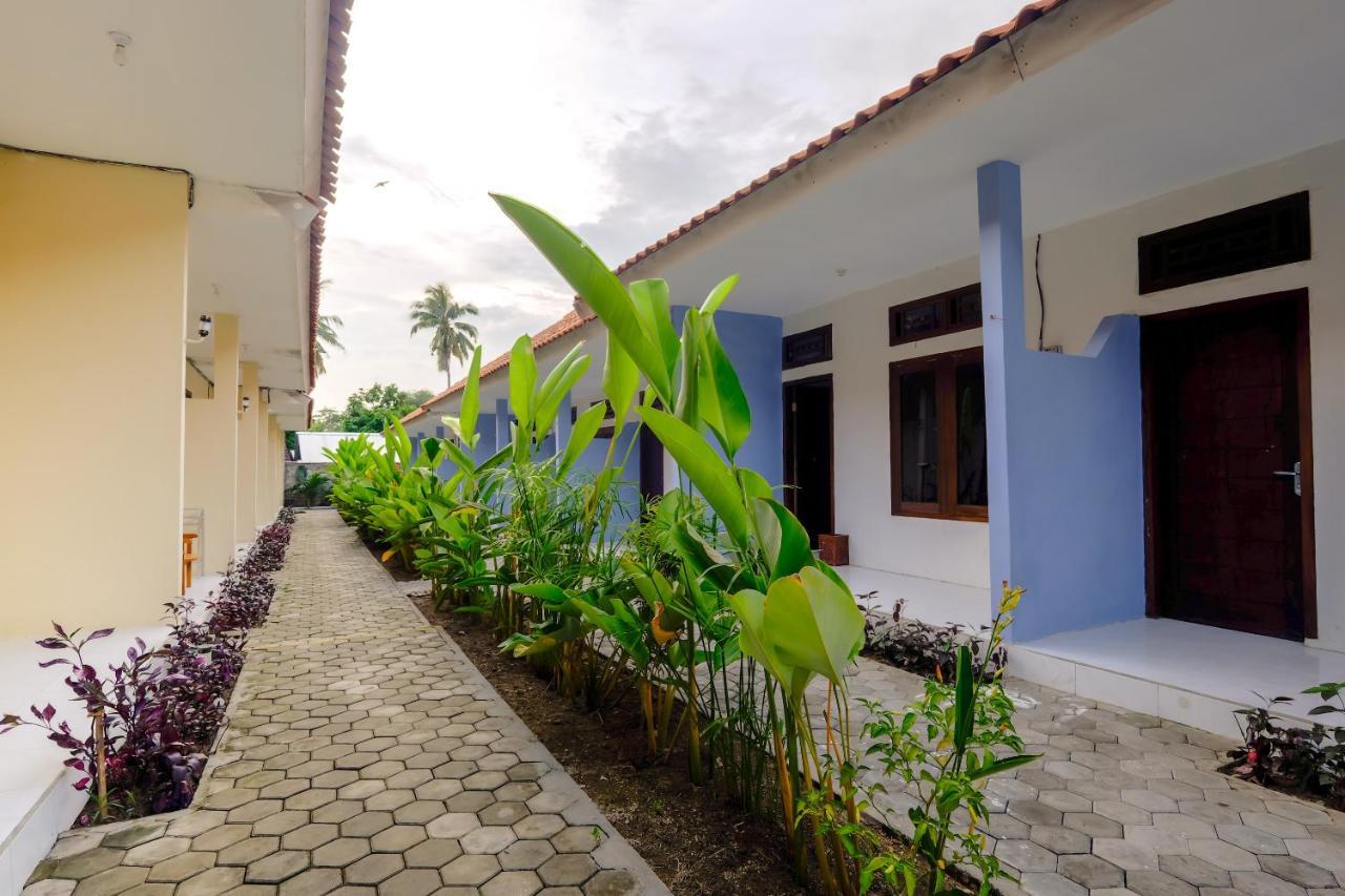 Oyo 2864 Mangsit Garden Homestay Ngoại thất bức ảnh